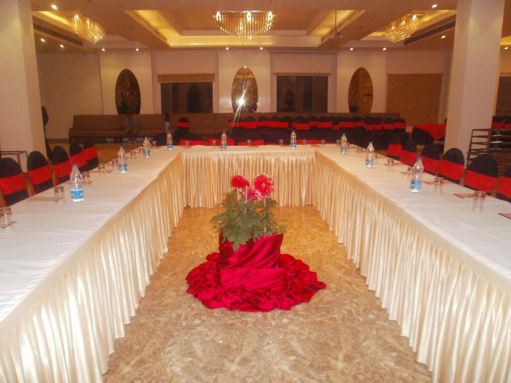 فندق Murthalفي  Jassons Sheesh Mahal المظهر الخارجي الصورة
